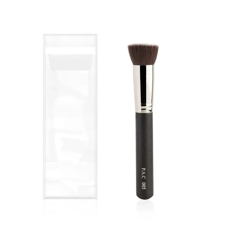 PAC Foundation Blending Brush 005